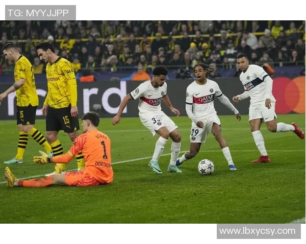 欧冠精彩重播巴黎圣日耳曼对阵那不勒斯全场回顾与精彩瞬间分析